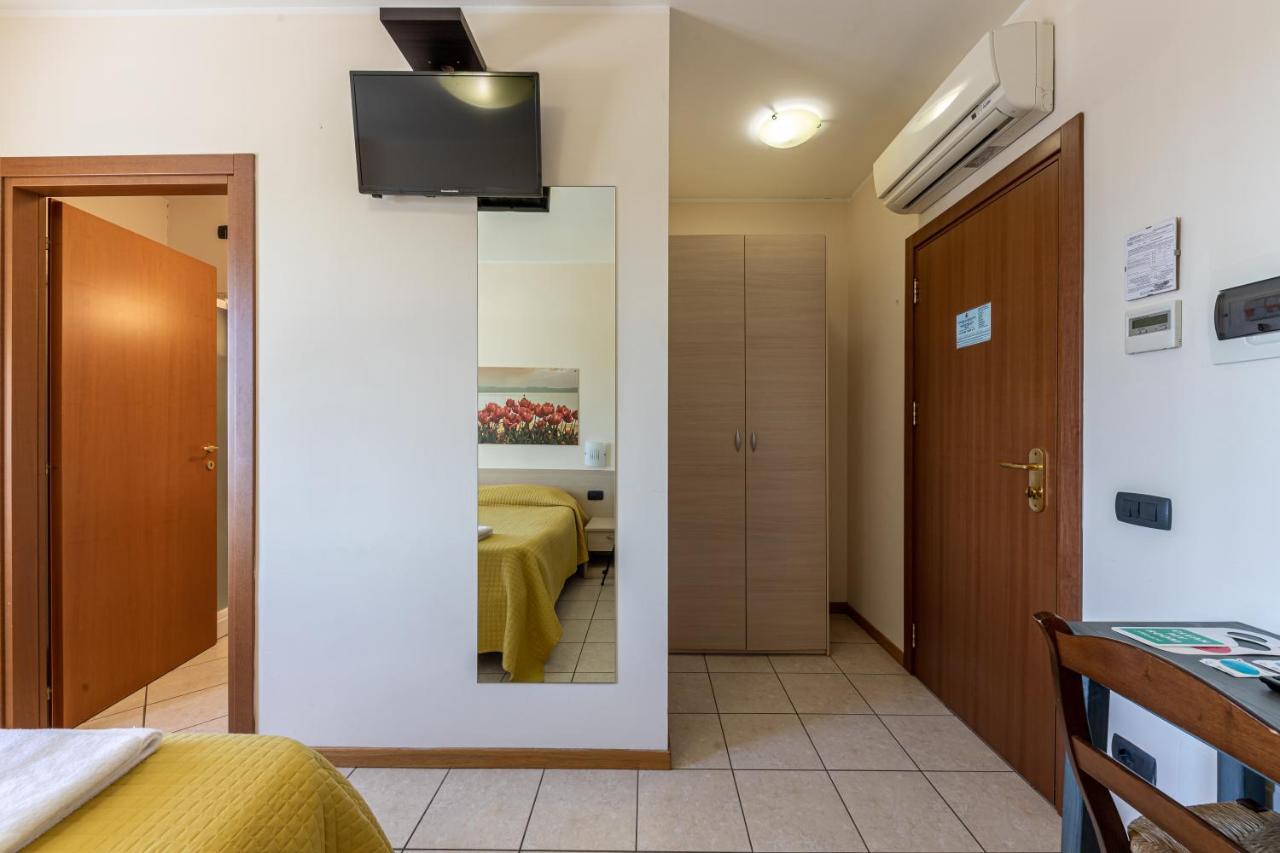 Locanda Le Palafitte Bardolino Exteriör bild